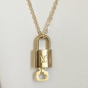 LV #303 Lock and Key on 18" Chain Necklace 18k Gold Plated